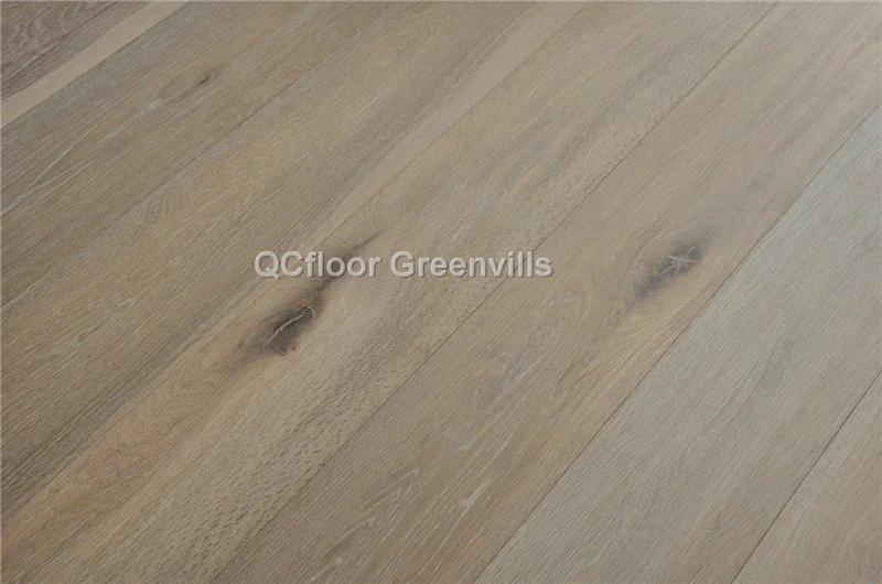 Three Layer Engineered Wood Floor Oak Flooring Smoked Wire Brushed Parquet Flooring