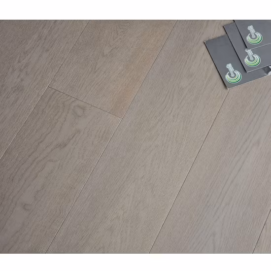 Pisos para venda Piso lacado de carvalho natural projetado Piso lacado de carvalho escovado Madeira projetada com 15 mm de espessura Pisos de madeira em parquet/Parket barato e Pisos em parquett